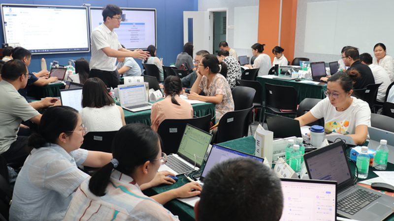 企业内训效果评估：如何科学评估培训成效
